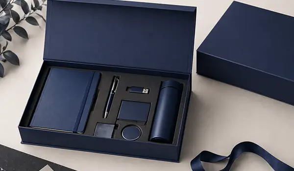 Corporate for magnetic rigid box